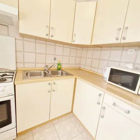Apartment Mira Zaboric